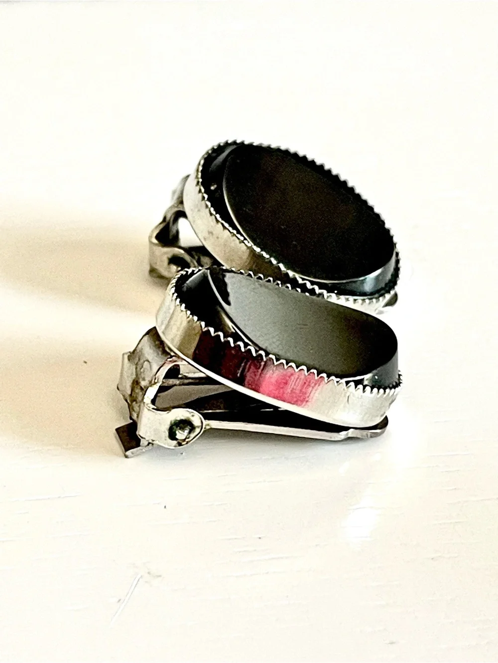 Vintage Mod Faux Hematite Black Mirror Clip On Earrings Silver Tone Retro Goth